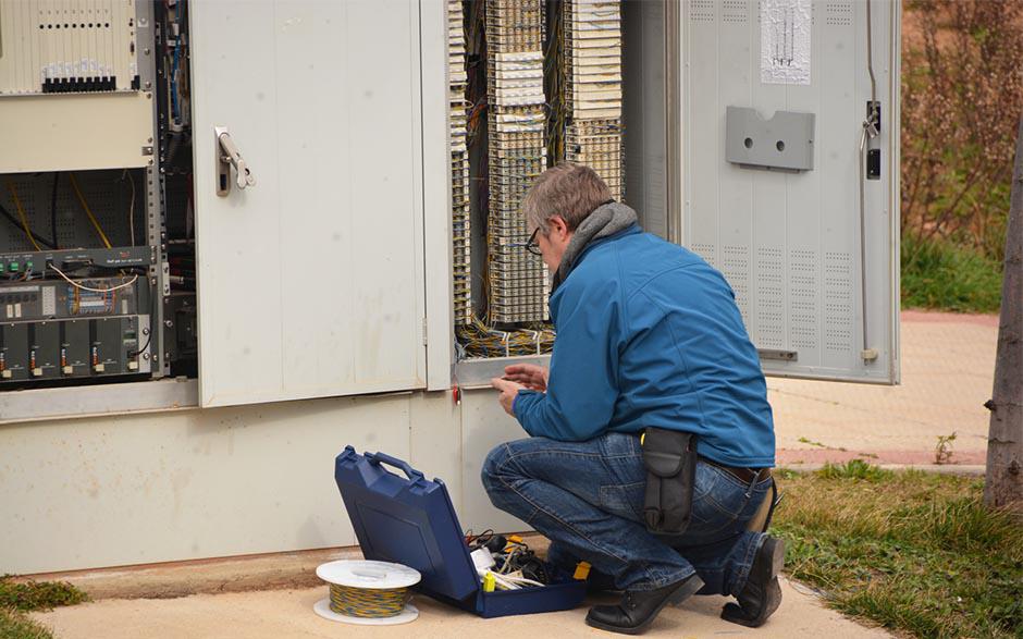 travail électricien Versailles